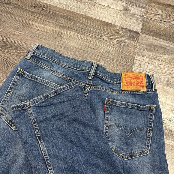 Levis 514 Red Tab Faded Mid Wash Blue Mens 33x30 Straight Leg Denim Jeans Casual - Picture 2 of 11